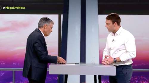 Κασσελάκης: "Με στηρίζουν πάνω από 2.000 σύνεδροι - Εάν θέλουν να με διαγράψουν, ας με διαγράψουν" [βίντεο]