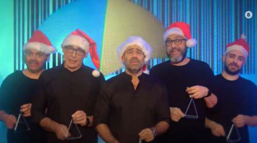 Ράδιο Αρβύλα: Νέο τρέιλερ χωρίς τον Στάθη Παναγιωτόπουλο - Λένε τα κάλαντα ντυμένοι στα μαύρα [Βίντεο]