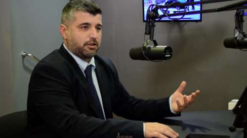 Γ. Μπουλέκος για πρωτοσέλιδο Αυγής: Δεν παραιτούμαι - Δεν αντιλαμβάνομαι γιατί το άρθρο μου ερμηνεύτηκε ως μομφή σε Τσίπρα