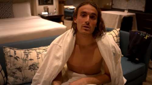 Στέφανος Τσιτσιπάς: Σε χλιδάτο ξενοδοχείο στο Ντουμπάι - Το βίντεο που ανέβασε μέσα από τη μπανιέρα του