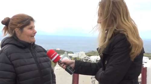 &quot;Εδώ γεννήθηκα, εδώ θα πεθάνω&quot;: Συγκλονίζουν οι ελάχιστοι κάτοικοι που παραμένουν στη Σαντορίνη [βίντεο]