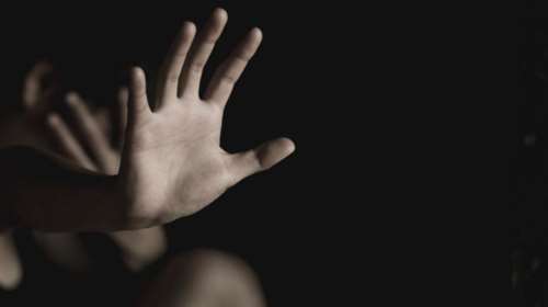 Λάρισα: Γυναίκα κατήγγειλε τον σύζυγο της για βιασμό