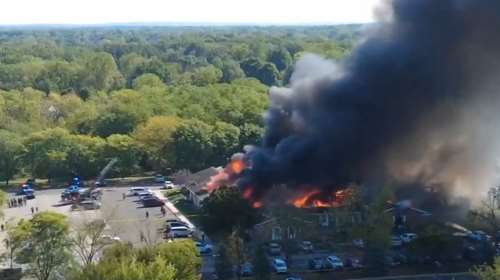 Μίσιγκαν: Πυροβολισμοί με πολλά θύματα σε εκκλησία – Τυλίχθηκε στις φλόγες [βίντεο]