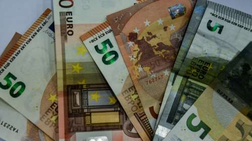 ΟΠΕΚΑ: Στις 31 Οκτωβρίου θα καταβληθούν τα επιδόματα στους δικαιούχους - Για ποια πρόκειται
