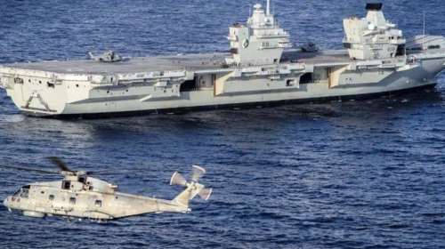 Βρετανική ναυτική αρμάδα με το αεροπλανοφόρο Queen Elizabeth περνά από την Κρήτη [εικόνες]