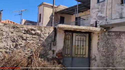 Θρίλερ στην Κυπαρισσία: Πτώμα γυναίκας βρέθηκε τσιμεντωμένο στην αυλή - Ενδείξεις ότι ανήκει στην αγνοούμενη Ρουμάνα