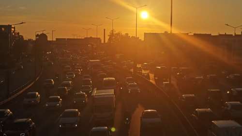 Στο "κόκκινο" για μια ακόμη μέρα ο Κηφισός - Μεγάλο μποτιλιάρισμα από Κηφισιά έως Μοσχάτο