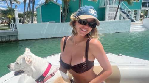 Σίντνεϊ Σουίνι: &quot;Συγγνώμη που έχω ωραία στήθη&quot; - Η απάντηση της ηθοποιού σε όσους την κατηγορούν ότι δεν έχει ταλέντο