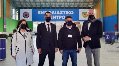 Κορονοϊός: "Αυτοψία" Χαρδαλιά και Θεμιστοκλέου στα δύο νέα mega εμβολιαστικά κέντρα - Σε λειτουργία από 1η Απριλίου