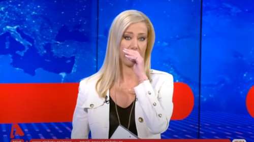 Δολοφονία στα Γλυκά Νερά: Έκλαψε η παρουσιάστρια Έφη Αλεβίζου στο δελτίο ειδήσεων για την Καρολάιν  [Βίντεο]