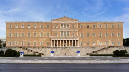 Γραφείο Προϋπολογισμού της Βουλής: Αβεβαιότητες στον Κρατικό Προϋπολογισμό λόγω της πανδημίας