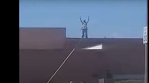 ΗΠΑ: Μακελειό μέσα σε σούπερ μάρκετ του Τενεσί - Δύο νεκροί και 12 τραυματίες - Κρύβονταν στα ψυγεία για να γλιτώσουν