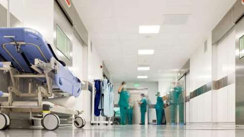 Κορονοϊός: Κάτεληξε 92χρονη στο Σισμανόγλειο - Στους 406 οι νεκροί