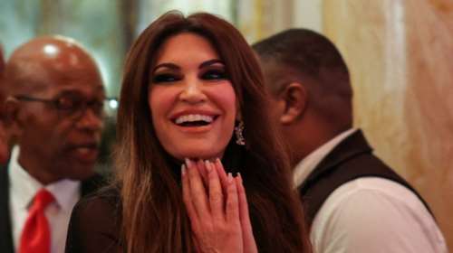 Κίμπερλι Γκίλφοϊλ: Η τηλεπαρουσιάστρια που προτείνει ο Τραμπ για νέα πρέσβειρα στην Ελλάδα - Πρώην αρραβωνιαστικιά του γιου του