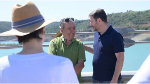 Η δίαιτα του Νίκου Ανδρουλάκη και το γαλακτομπούρεκο στην Πύλο &quot;που δεν...μετράει&quot; [βίντεο]