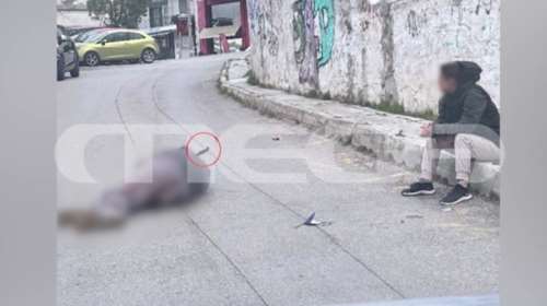 Χαλκίδα: Βίντεο ντοκουμέντο από τη δολοφονία του ξυλουργού - Η στιγμή που η 39χρονη τον μαχαιρώνει στη μέση του δρόμου [Σκληρές εικόνες]