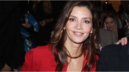 Κατερίνα Λέχου: Εκθαμβωτική με total red - Το μονοχρωματικό σύνολο με πουκάμισο και παντελόνι