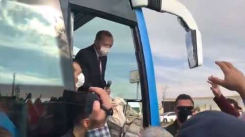 Ερντογάν όπως... Αντουανέτα: Πρότεινε σε άνθρωπο που πεινούσε και ζητούσε ψωμί, να πιεί τσάι [βίντεο]