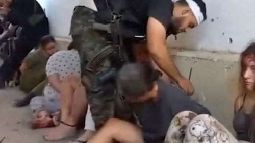 Ισραήλ: Βίντεο σοκ με γυναίκες ομήρους της Χαμάς μέσα στα αίματα - "Αυτές μπορούν να μείνουν έγκυες" - Προσοχή, σκληρές εικόνες