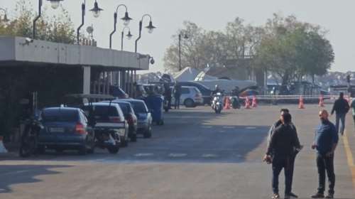 Τραγωδία στη Μαρίνα Φαλήρου: Γερανοφόρο παρέσυρε και σκότωσε μοτοσυκλετιστή [βίντεο]