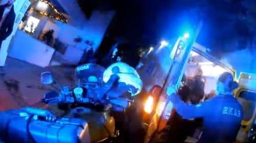 Κολωνάκι: Καρέ - Καρέ η μεταφορά της 13χρονης που επεσε από τον 6ο όροφο - Συγκλονιστικό βίντεο του ΕΚΑΒ