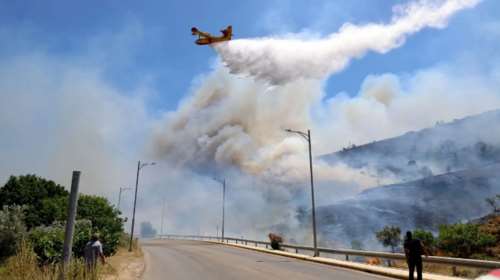 Φωτιά σε δασική έκταση στη Δράμα: Επιχειρούν εννέα εναέρια μέσα