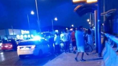 Τραγωδία στην Παλλήνη: Αυτοκίνητο έπεσε σε στάση - Ενας νεκρός, 5 τραυματίες