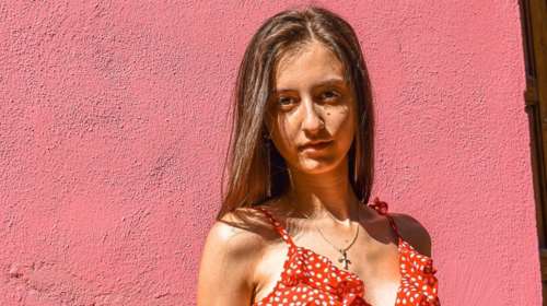 Θρήνος στον Βόλο: Αυτή είναι η 20χρονη που σκοτώθηκε στο Αγκίστρι - Επεσε πάνω σε βράχο με ηλεκτρικό ποδήλατο