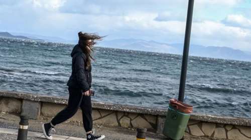 Ραγδαία αλλαγή του καιρού: Ο πολικός αεροχείμαρρος φέρνει &quot;προχωρημένο φθινόπωρο&quot; - Πτώση θερμοκρασίας έως 11 βαθμούς