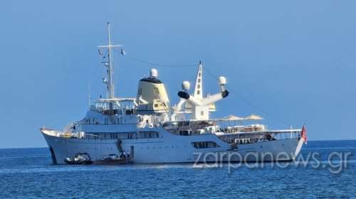 Στα Χανιά η θαλαμηγός του Ωνάση: Το εμβληματικό σκάφος &quot;Christina O&quot;