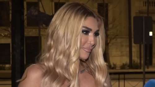 Η Αγγελική Ηλιάδη απαντά στα δημοσιεύματα που θέλουν τον γιο της, Μπάμπη να επισκέφθηκε το μνήμα του πατέρα του