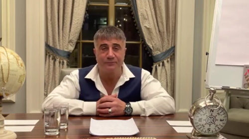 Τουρκία: Αποκαλύψεις &quot;φωτιά&quot; του αρχιμαφιόζου Πεκέρ - Συνδέει συγγενή του Ερντογάν με εμπόριο όπλων στους τζιχαντιστές