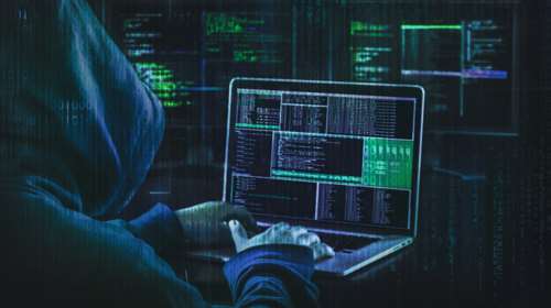 Υπόθεση υποκλοπών: Ξαφνικές έφοδοι της ΕΛ.ΑΣ. σε εταιρείες που εμπορεύονταν το Predator