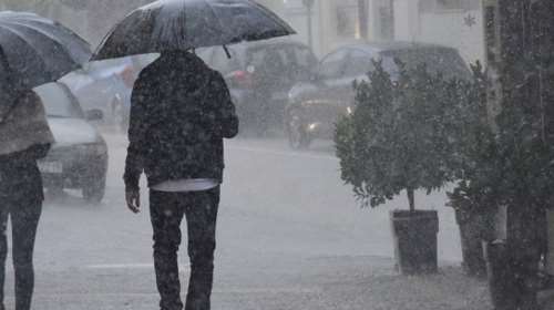 Καμπανάκι Τσατραφύλλια για την κακοκαιρία Emil: Αιφνίδιες πλημμύρες προ των πυλών - Ποιες περιοχές κινδυνεύουν