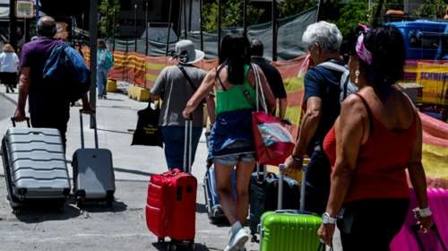 Κορονοϊός: Ακόμη  3.013 νέα κρούσματα στην Αττική - 273 στη Θεσσαλονίκη