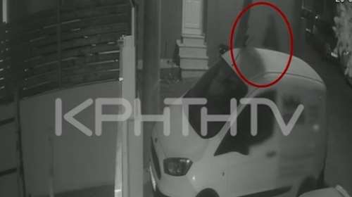 Ηράκλειο: Καρέ - καρέ η σοκαριστική στιγμή που η 33χρονη πετά το νεογέννητο αγοράκι της στα σκουπίδια [βίντεο]