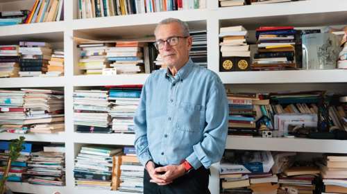 Ο Παντελής Καψής για την "πτώση της Κεντροαριστεράς": "Δεν συμφωνώ με κάποιους που λένε ότι το βιβλίο κάνει κακό στο ΠΑΣΟΚ"