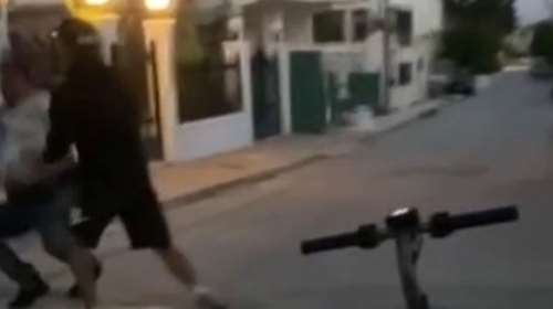 &quot;Μας είχαν πει να μην του μιλάμε γιατί είναι επικίνδυνος&quot; - Το προφίλ του 17χρονου που χτύπησε τον 48χρονο στα Γλυκά Νερά