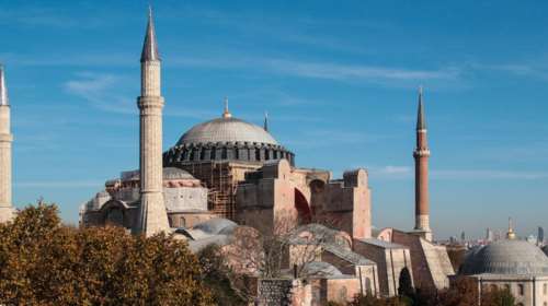 Εκνευρισμός στην Τουρκία μετά την παρέμβαση Πομπέο για την Αγια-Σοφιά