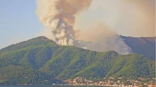 Θάσος: Σε ύφεση το πύρινο μέτωπο - Σοβαρές ενδείξεις εμπρησμού στο μικροσκόπιο των Αρχών