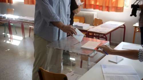 Δημοσκόπηση Interview: Στο 32,4% η εκτίμηση για τη ΝΔ  - Δεύτερη η Καρυστιανού, μάχη ΠΑΣΟΚ - Τσίπρα για την 3η θέση