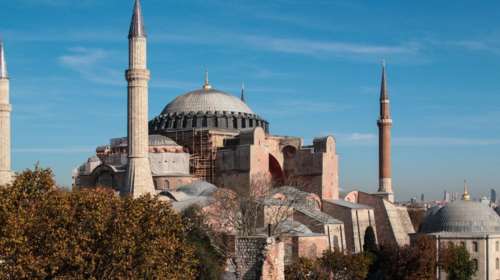 Αγιά Σοφιά: Το μπαλάκι στον Ερντογάν αν θα γίνει τζαμί - Σε 15 ημέρες η επίσημη απόφαση του τουρκικού ΣτΕ