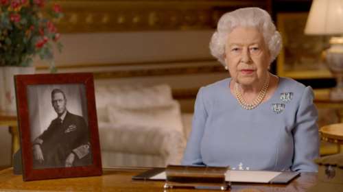 God save the Queen: Οι εγκλωβισμένοι της βασίλισσας - Η &quot;χρυσή φυλακή&quot; και η απομόνωση των 3 εβδομάδων