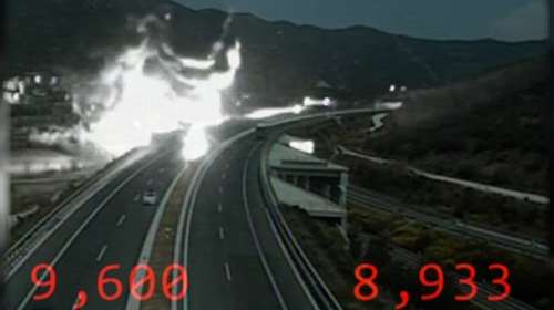 Τέμπη: Τι θα απαντηθεί και τι όχι από το πόρισμα του ΕΜΠ για την έκρηξη - Το ακραίο σενάριο να παγώσουν τα δρομολόγια του ΟΣΕ