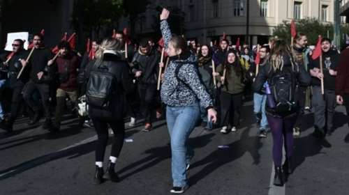 Καταλήψεις στα πανεπιστήμια, Αγρότες στους δρόμους, γάμος ομόφυλων ζευγαριών: Τα τρία ανοιχτά μέτωπα της κυβέρνησης