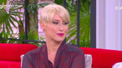 Full time μαμά η Σία Κοσιώνη: Βόλτα με τον γιο της στο κέντρο της Αθήνας