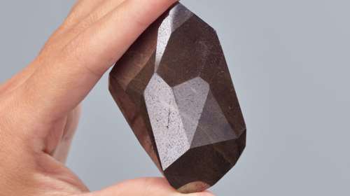 Enigma: Το διαμάντι που ήρθε από το Διάστημα- Δημοπρατείται στο Λονδίνο για 6 εκ. ευρώ