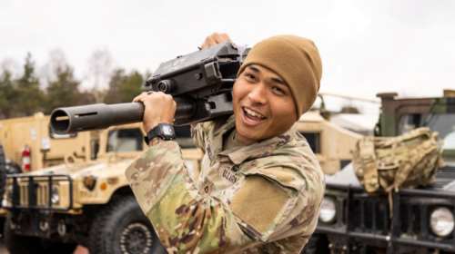 Ουκρανία: "Θετικά σημάδια" από τις διπλωματικές επαφές- Αμερικανοί στρατιώτες στην ανατολική Ευρώπη