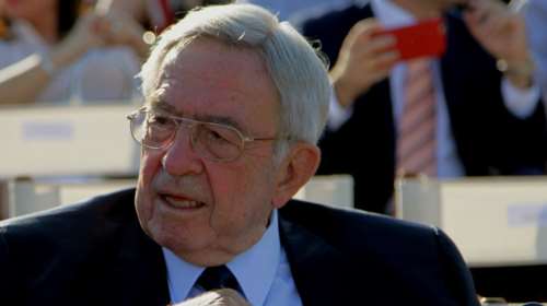 Τέως βασιλιάς Κωνσταντίνος: Τη Δευτέρα στις 12:00 η εξόδιος ακολουθία στη Μητρόπολη - Πληροφορίες για λαϊκό προσκύνημα 4 ωρών