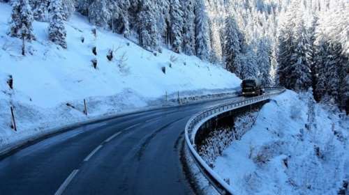 Επιχείρηση απεγκλωβισμού έξι ανθρώπων στο Ζαγόρι: Ειδοποίησαν μέσω του 112